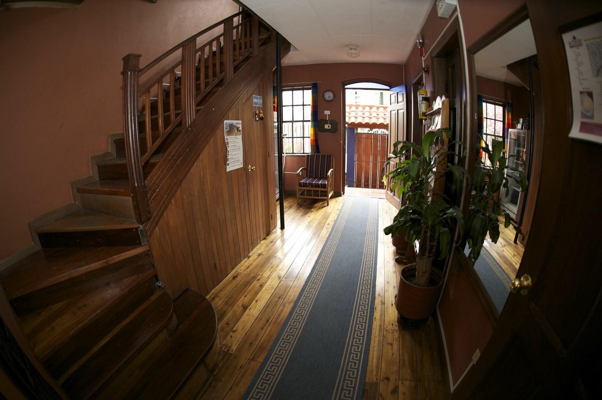 Casa Del Arupo Vandrerhjem Quito Eksteriør bilde